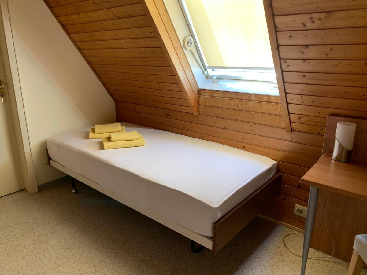 Gaestehaus An Der Rheinbruecke Altlussheim Zewnętrze zdjęcie